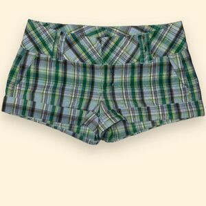 Vintage plaid detailed mini shorts